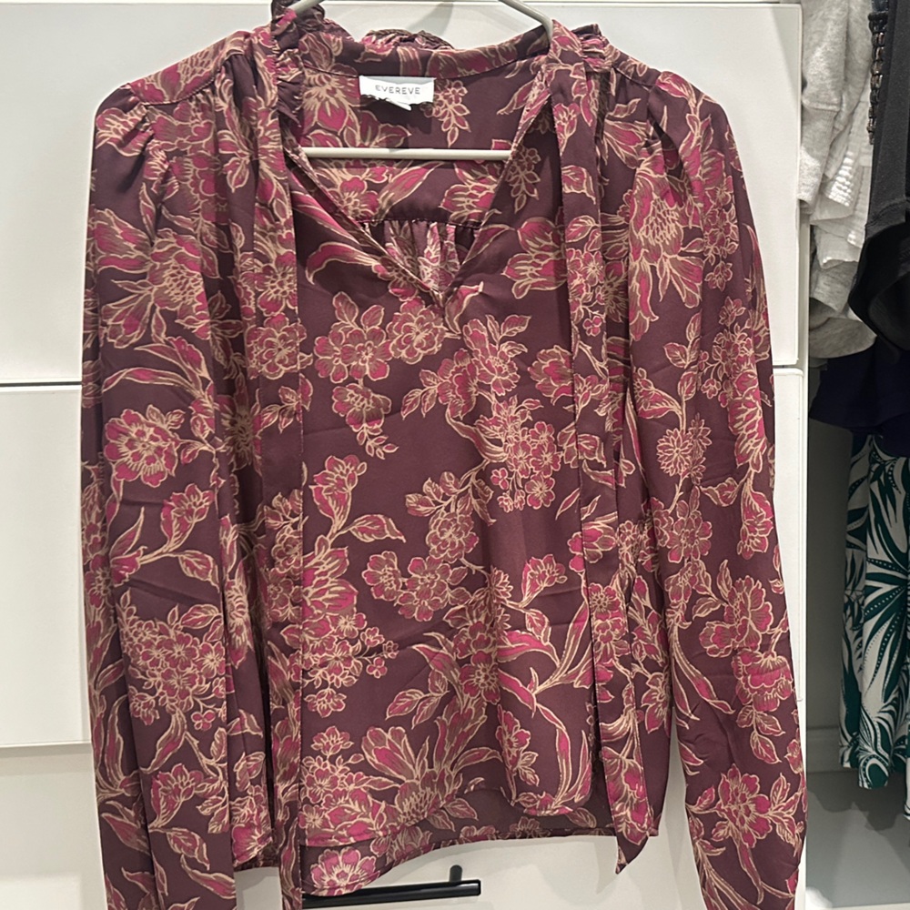 Evereve Burgundy Floral Blouse